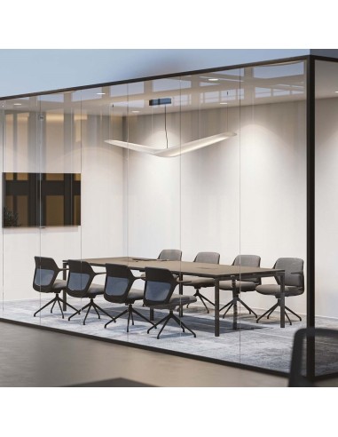 Salle de réunion avec table NOVA U 240x120 cm pour 8 personnes