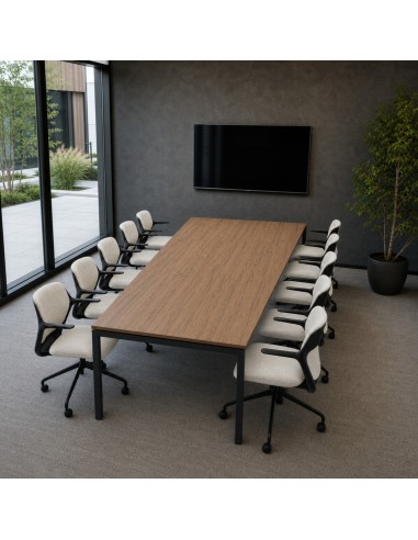 Grande table de réunion trapézoïdale NOVA U pour 10 personnes dans une salle de conférence moderne avec TV.