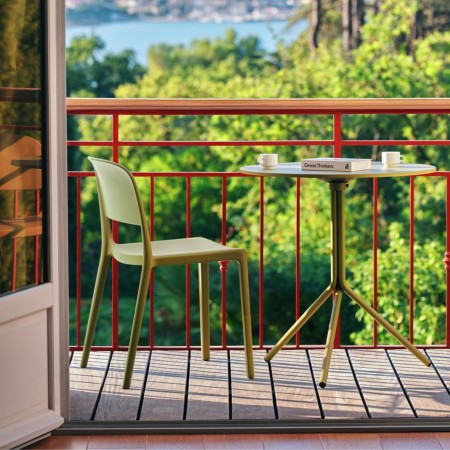 Chaise plastique empilable intérieur extérieur - Blendy