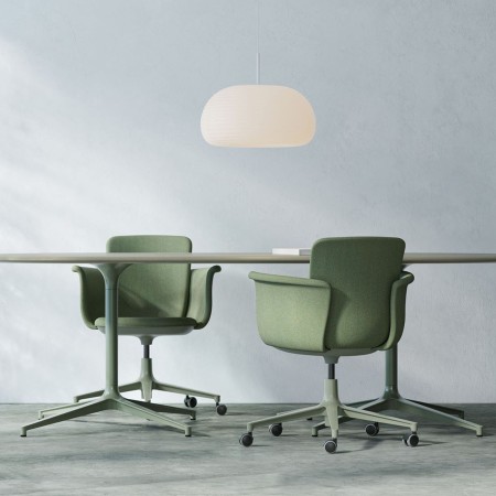 Table de réunion oblongue BOTANY 8 places avec plateau gris et deux piètements métalliques noirs. 2