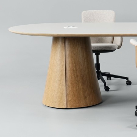 Pied de la table de réunion BONTANY en placage de bois aspect naturel pour espaces professionnels.