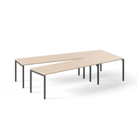 Configuration de table en V avec plateau finition bois - Nova U