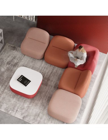 Espace détente à Berne avec fauteuils lounge modulables design Jelly.